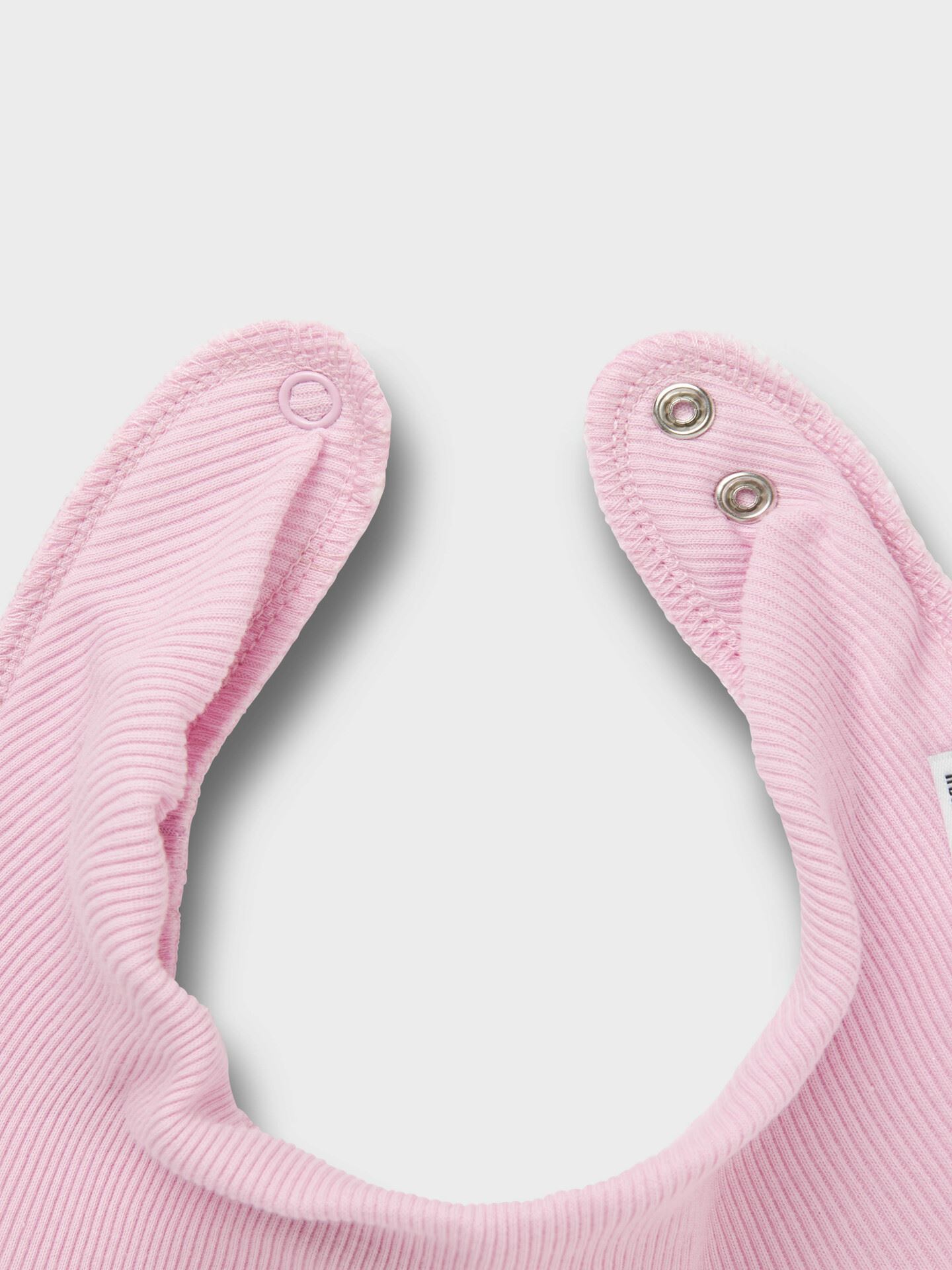 Yvetterossia Scarf Bib Rib
