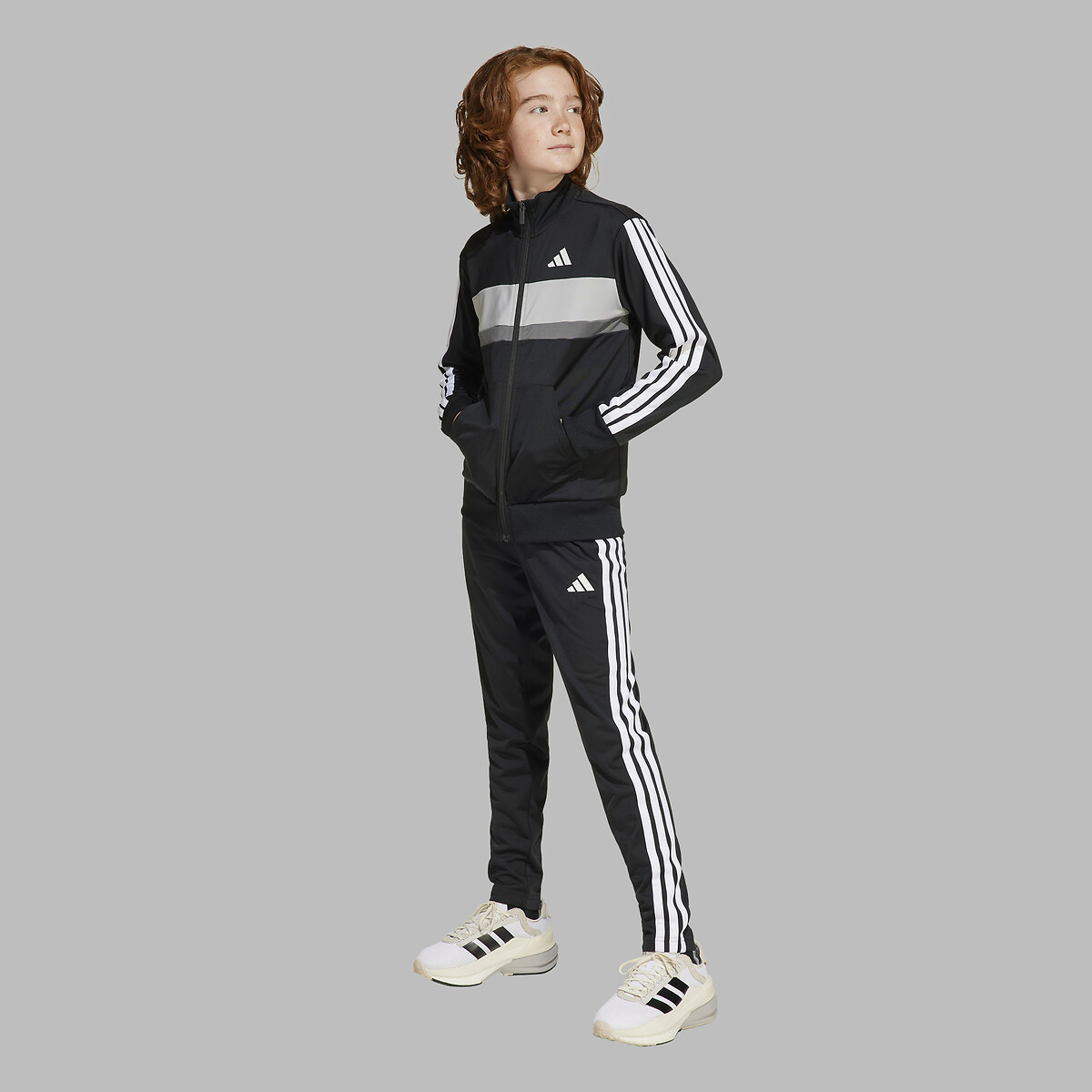 ROUPAS ESPORTIVAS ADIDAS<br>Roupa de treino