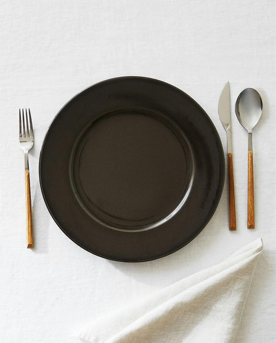LOUÇA DE MESA DE GRÉS PRETO