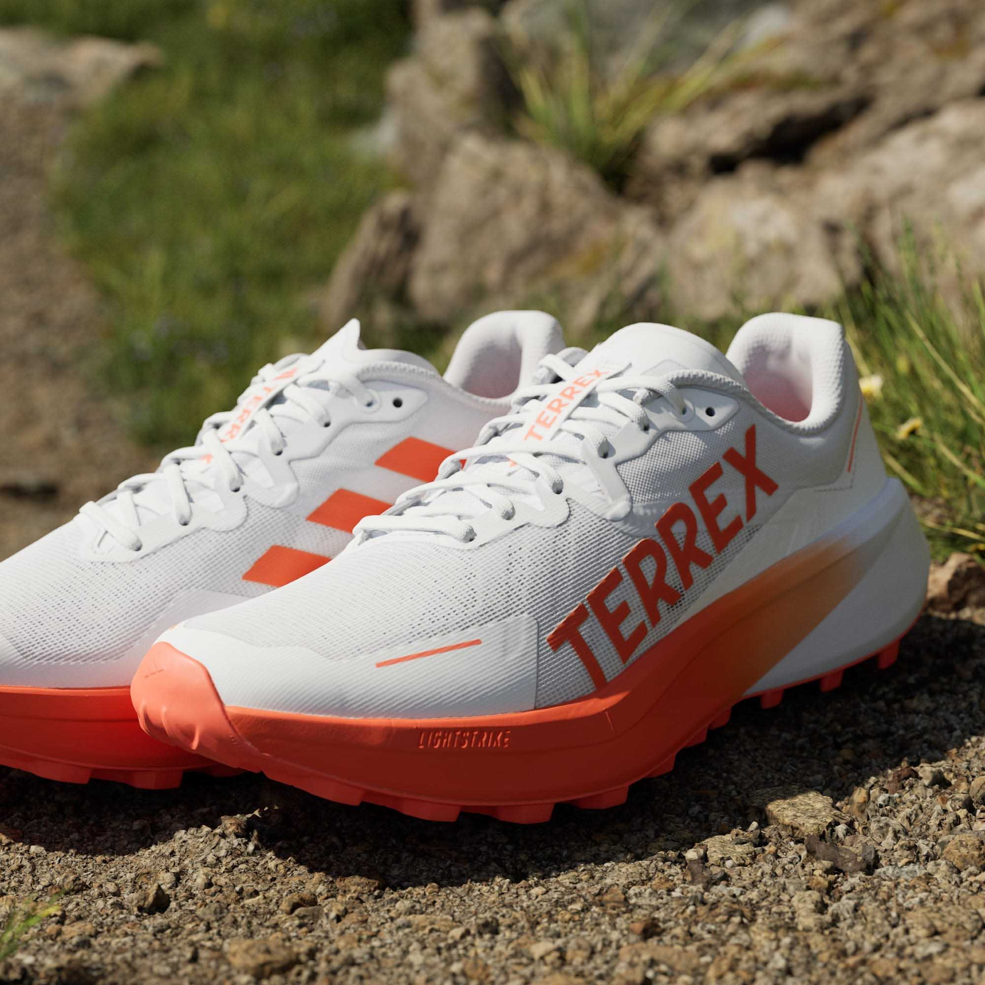 Terrex Agravic 3 Dame Cloud White/Semi Impact Orange/Dash Grey