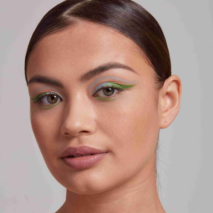 CRAYON EPIC WEAR LINER STICKS