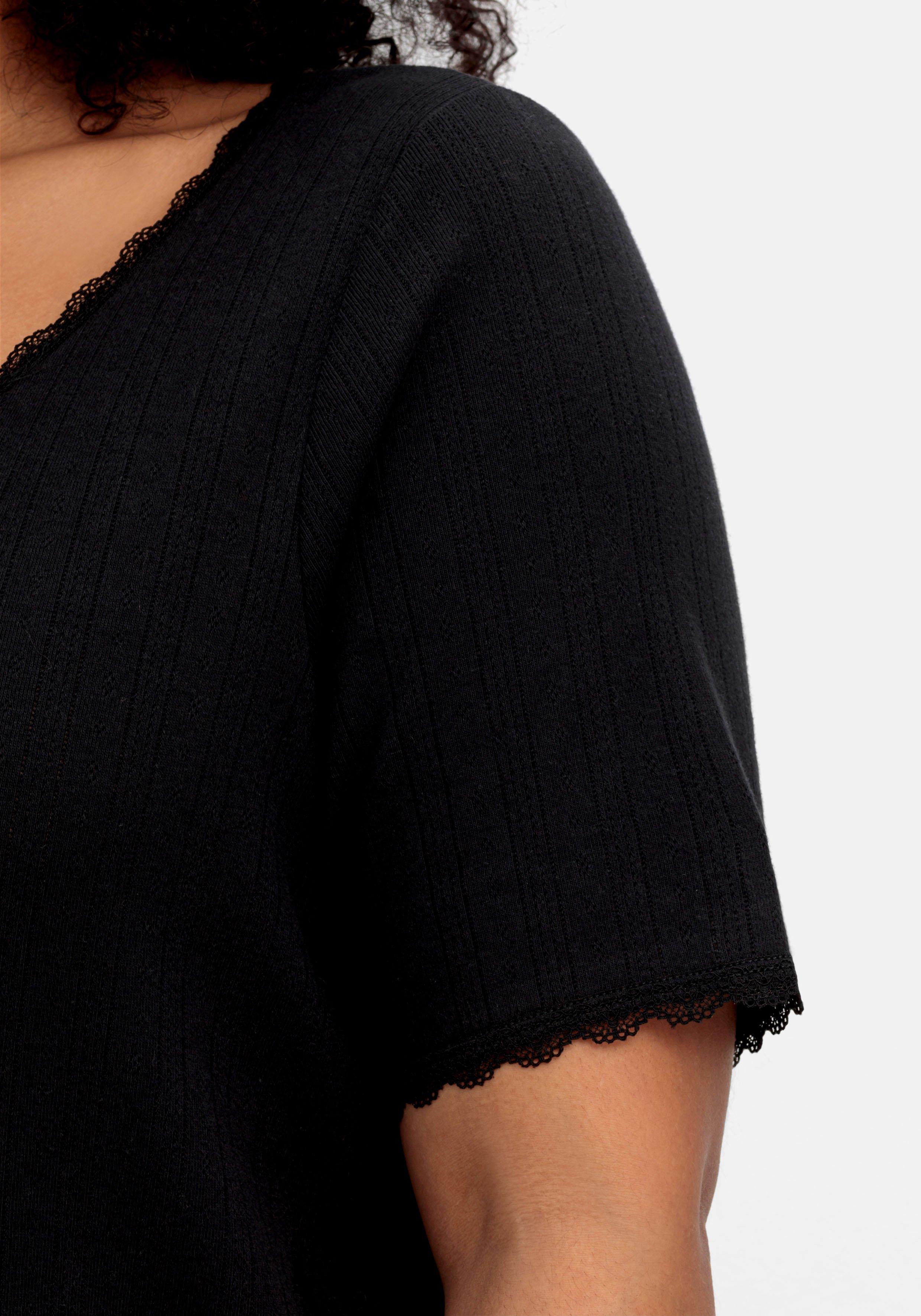 Rippshirt im Ajourmuster, mit Spitzendetails