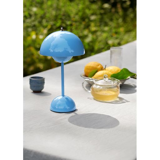 &Tradition Flowerpot VP9 Bordlampe, Swim Blue