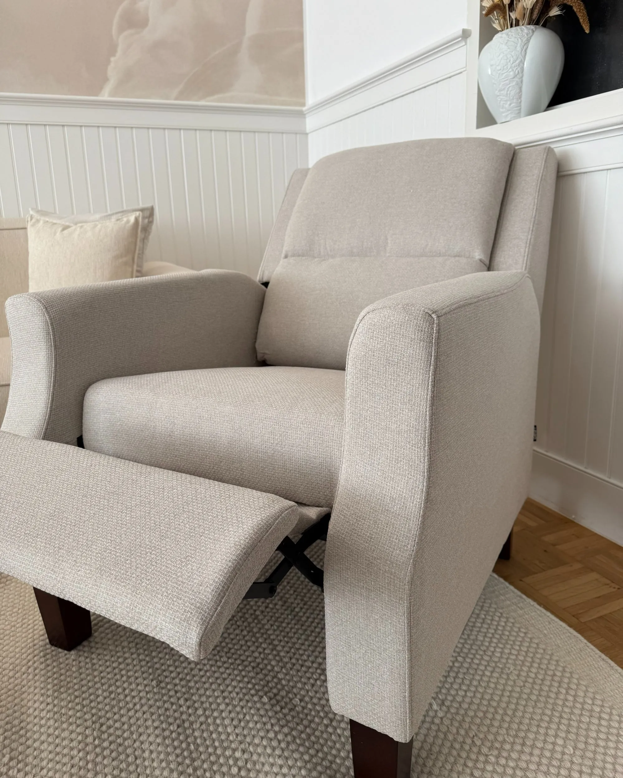 Relaxfauteuil EGERSUND inclusief voetensteun Stof Lichtbeige
