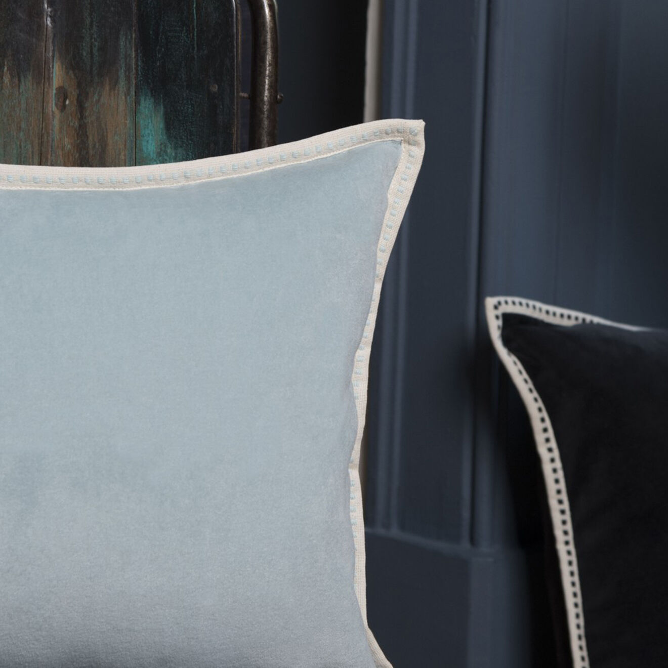 Febronie Housse de coussin velours Ella vert céladon