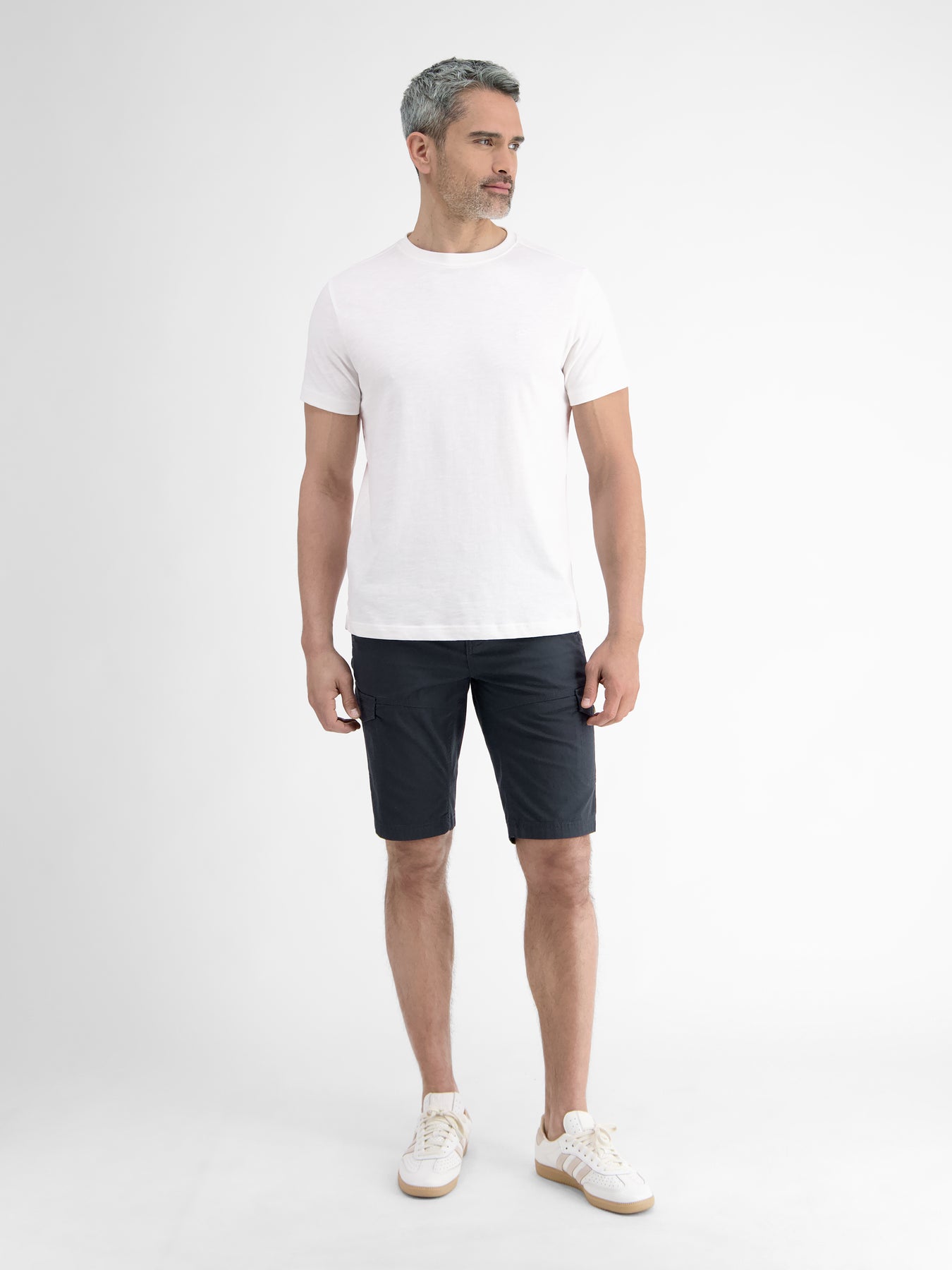 Lässige Herren Cargo-Bermuda, sommerlich leicht
