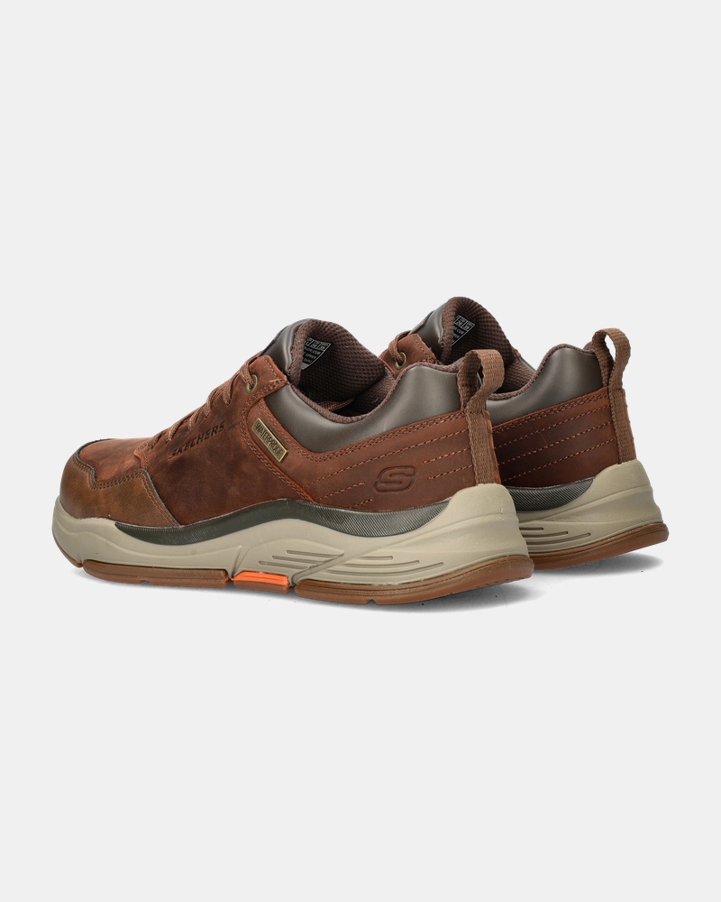 Skechers Benago Lage sneakers  - bruin