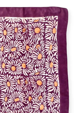 COLEÇÃO APACHES<br>Lenço grande LALAVIDA com estampa Marguerite