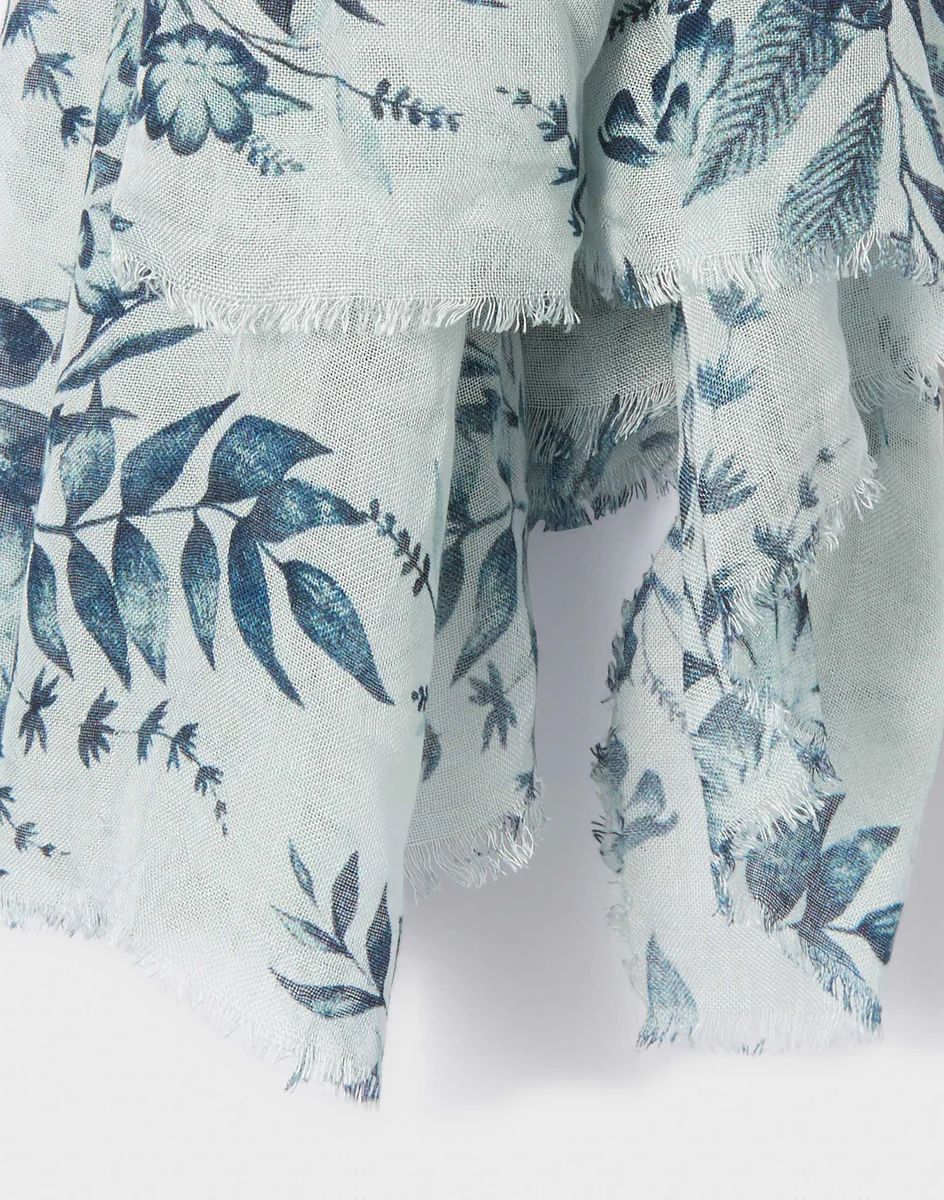 Chèche blanc motif feuillage