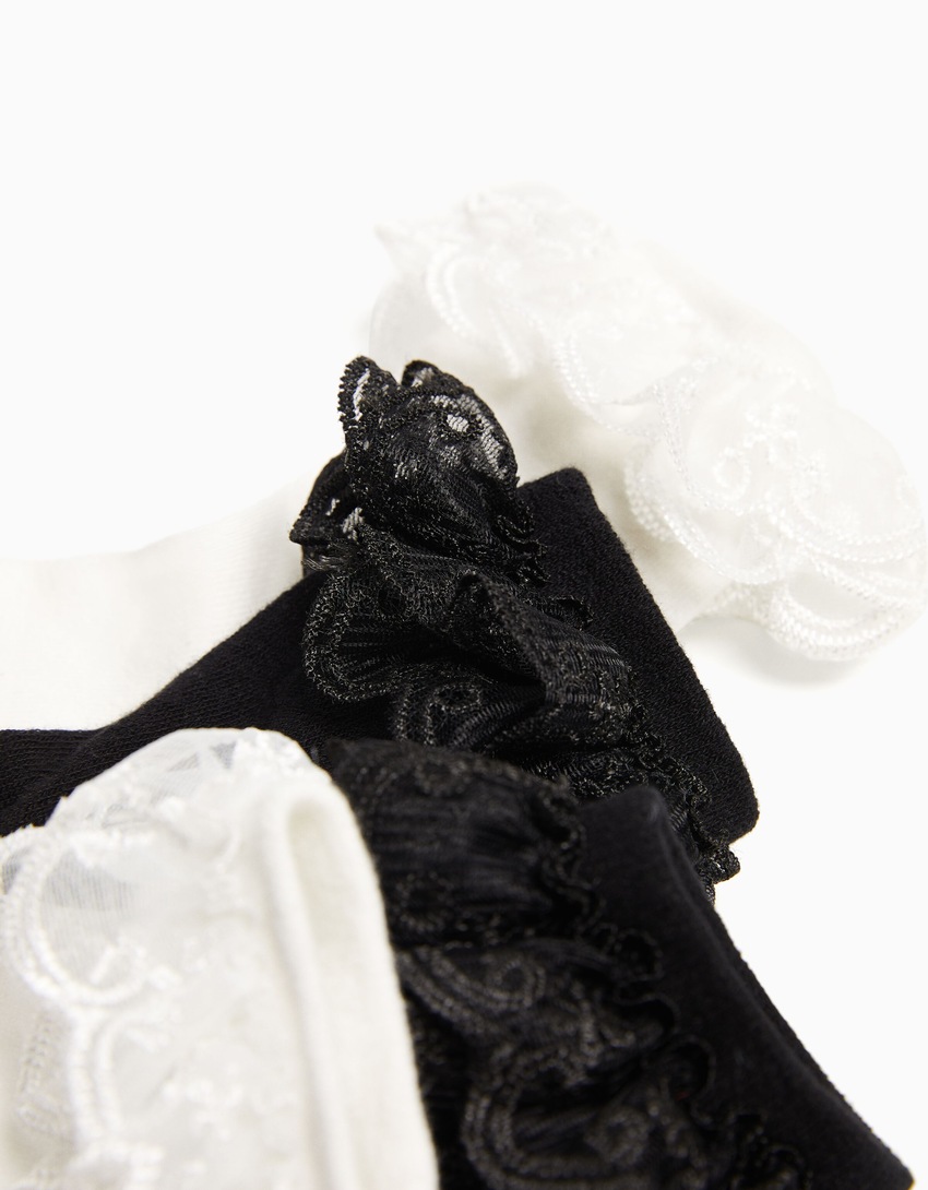 Conjunto de 2 meias com detalhe em organza