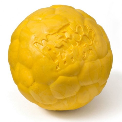 Bola amarela para cachorro