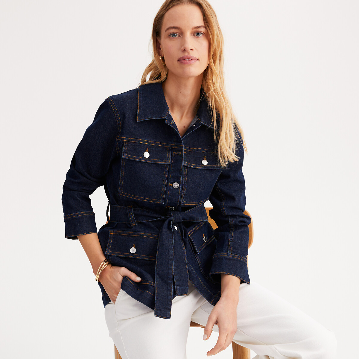 ANNE WEYBURN<br>Colete jeans, modelo reto