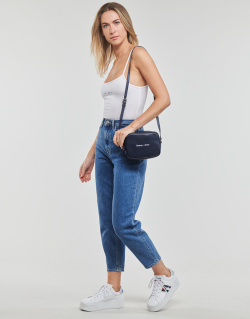 Tommy Jeans - MOM JEAN UHR TPRD AG6115 - Bleu