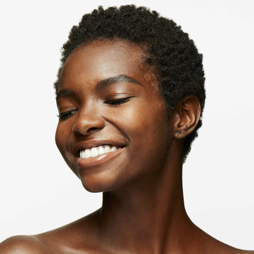 MAC STROBE STROBE DEWY SKIN TINT
