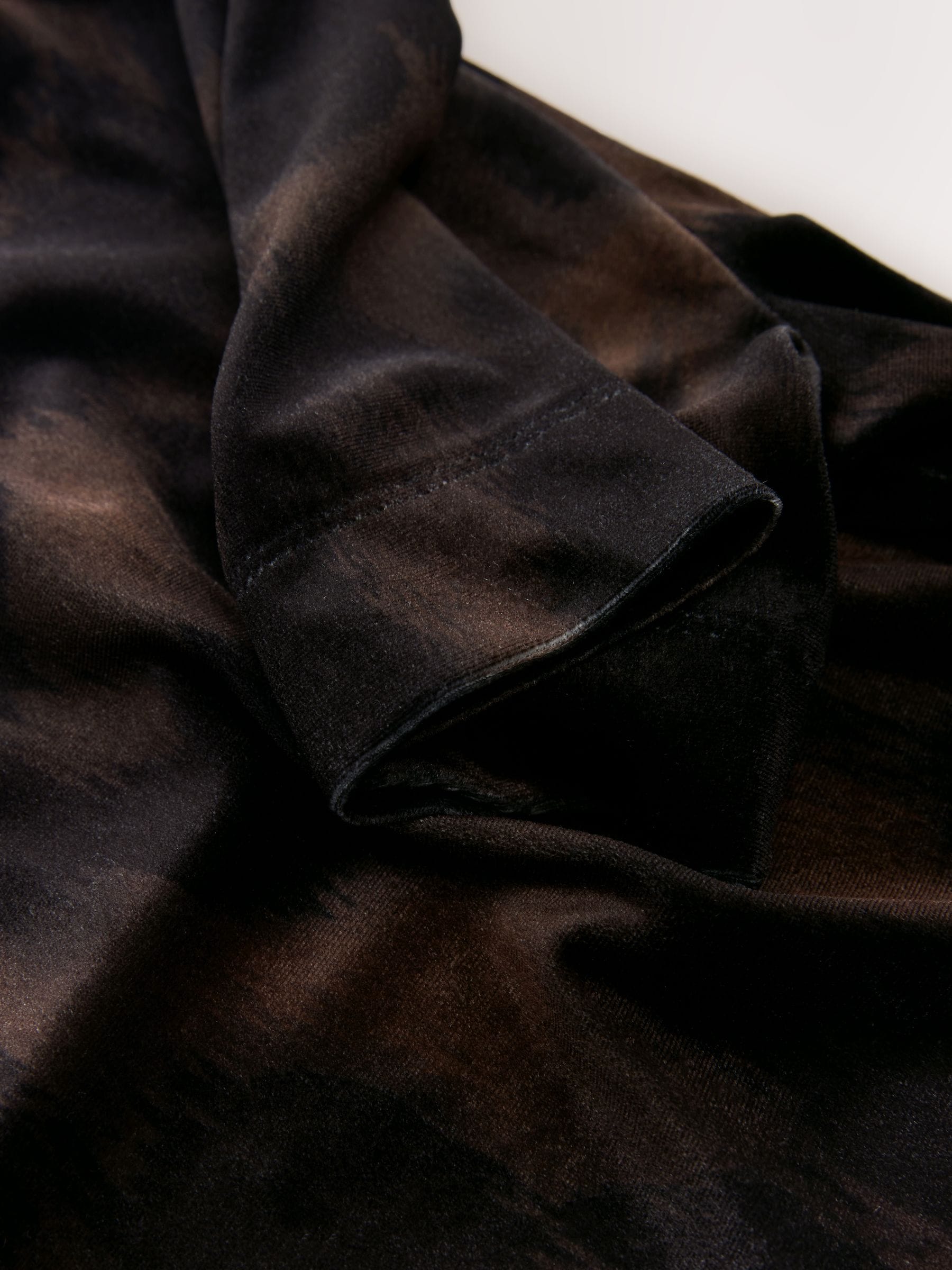 Chocoladebruine dierenprint - Short Sleeve Velvet Crew Neck T-Shirt