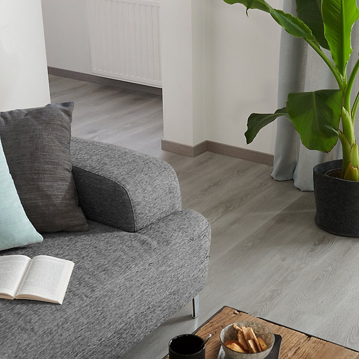 Plinthe Résine Gris GoodHome 220 x 6 cm Décor 365