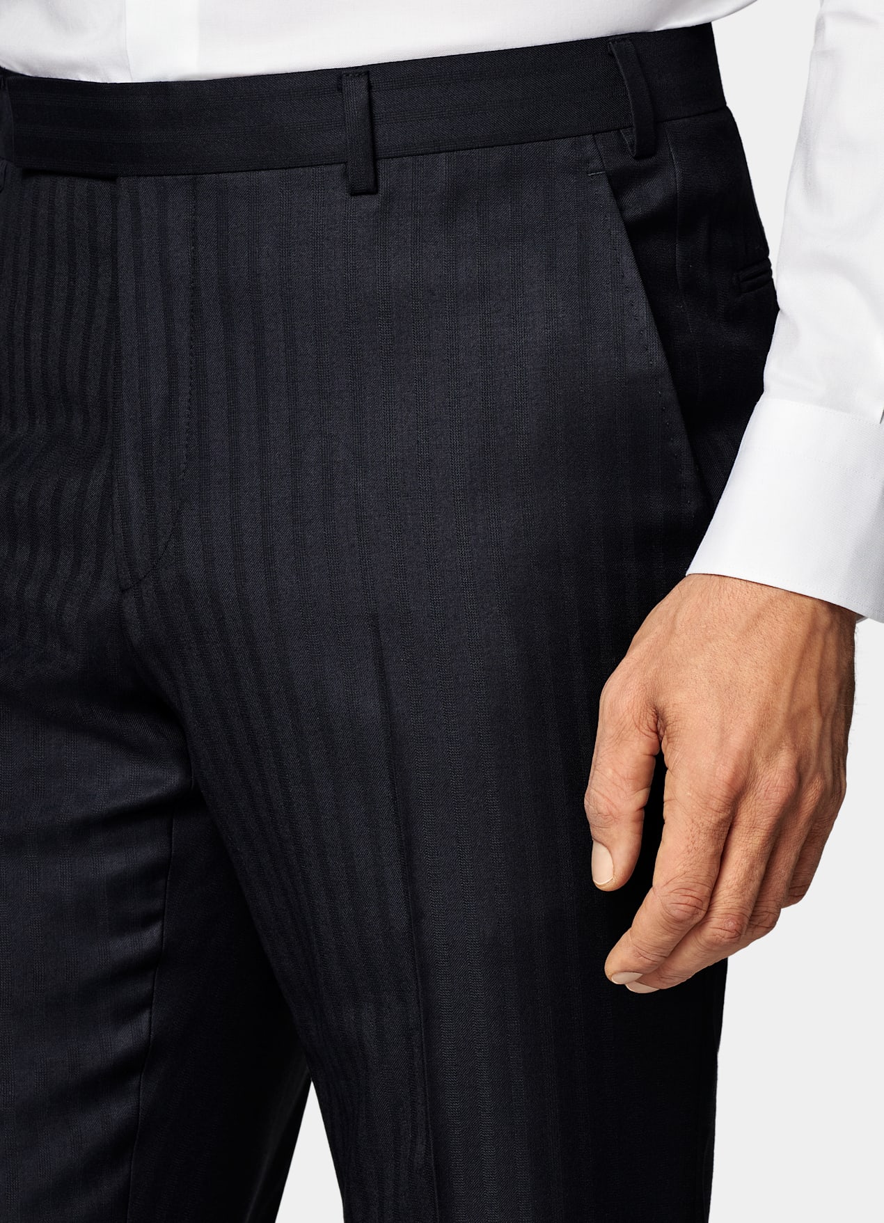 Costume Milano coupe Tailored bleu marine à rayures