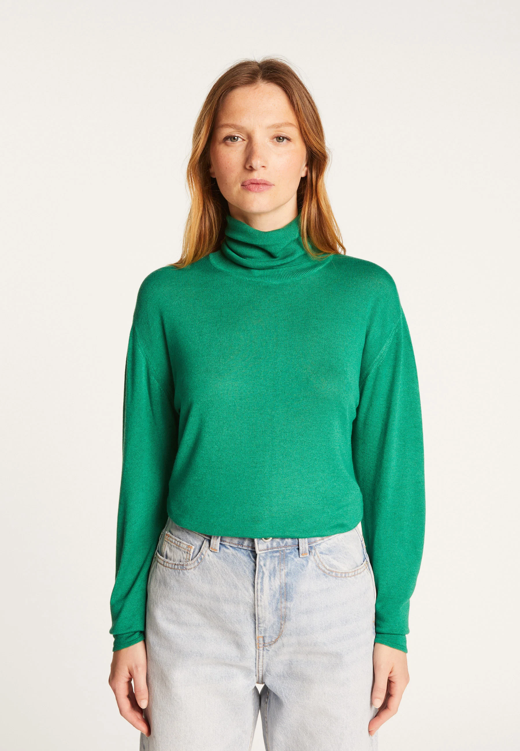 AÉRISAH24 - T-shirt col roulé en fibre de bambou cachemire | Vert