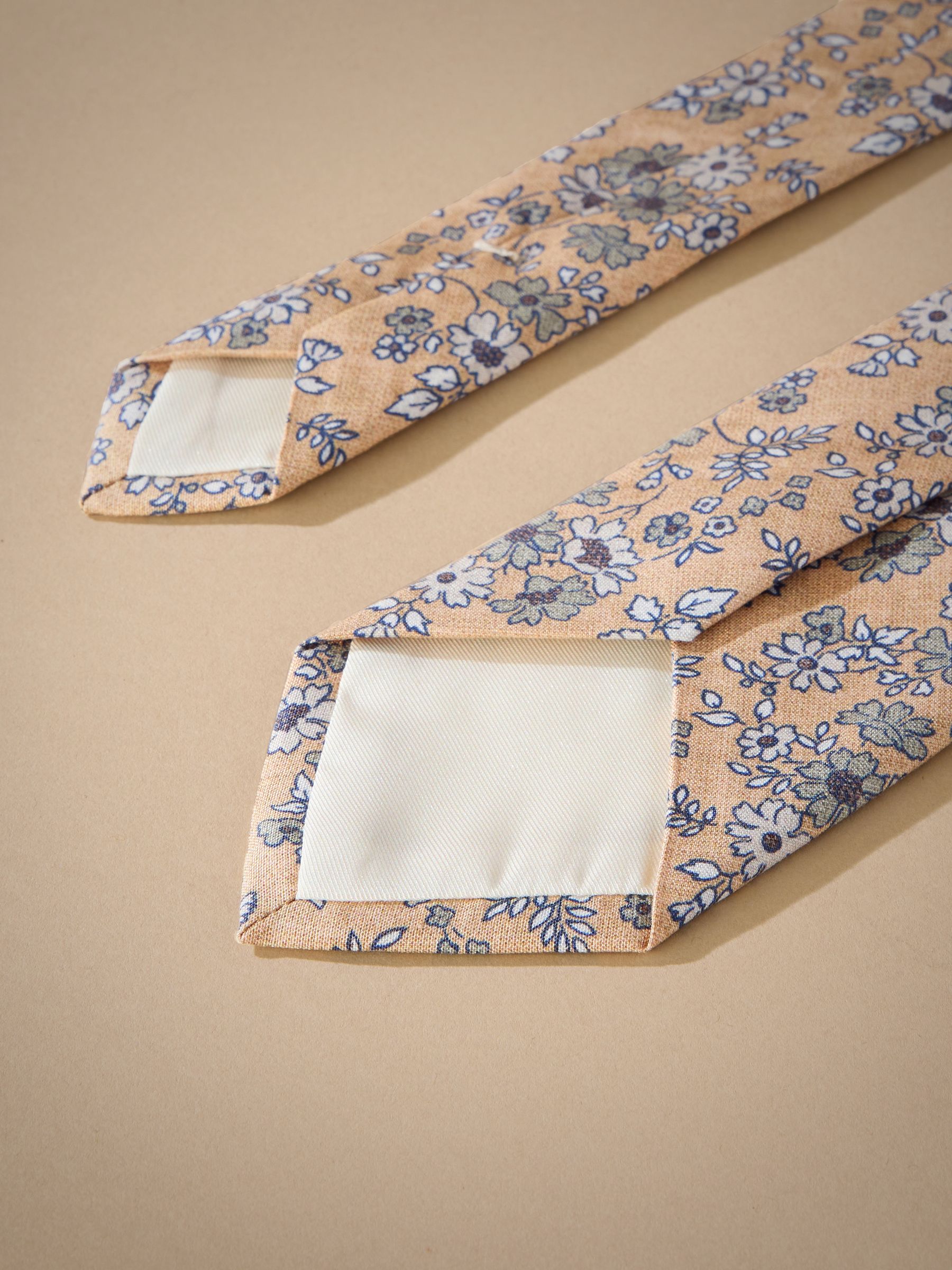 Geel - Signature Made In Italy Printed Paisley Tie
