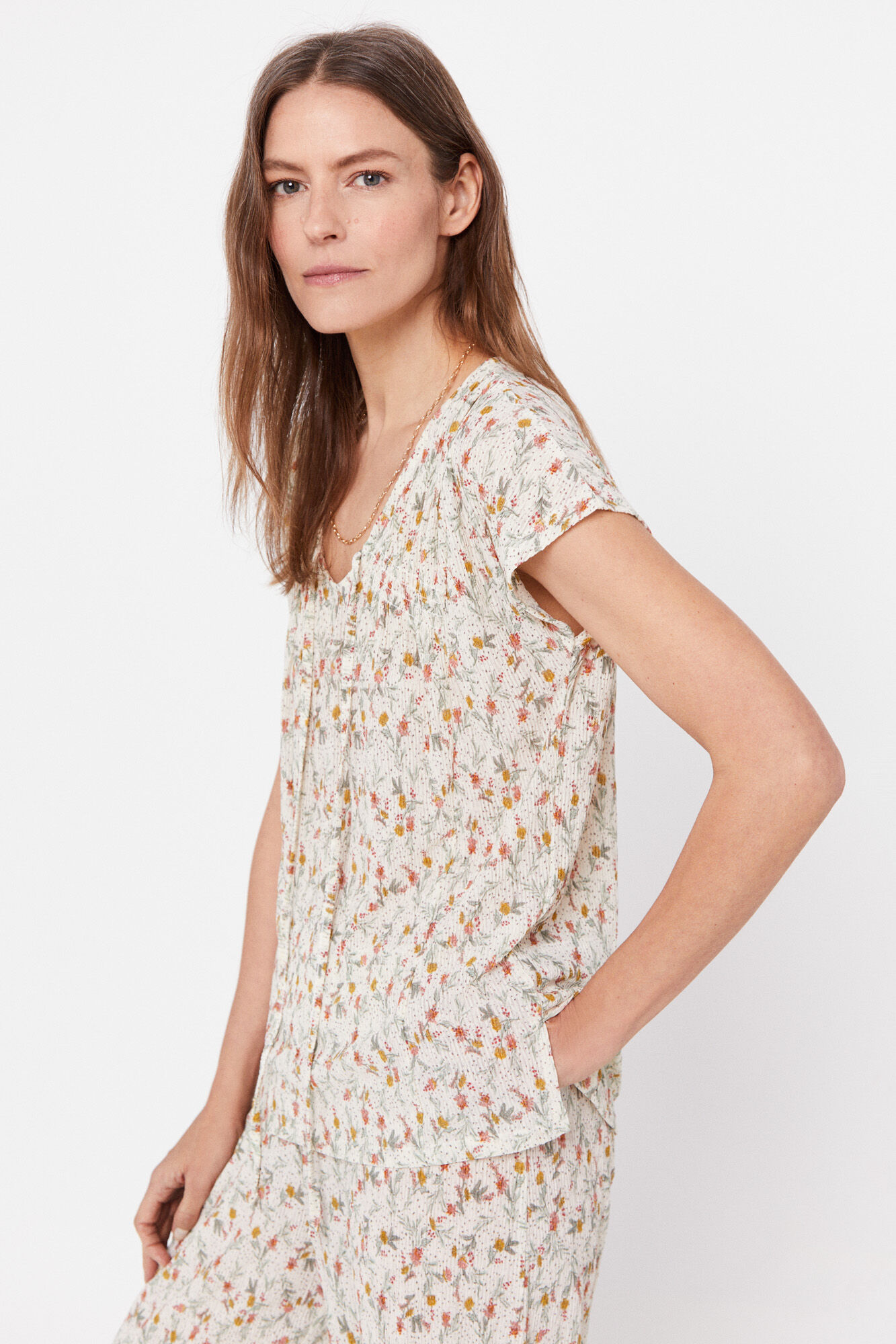 Blusa plissada estampada - Estampa branca