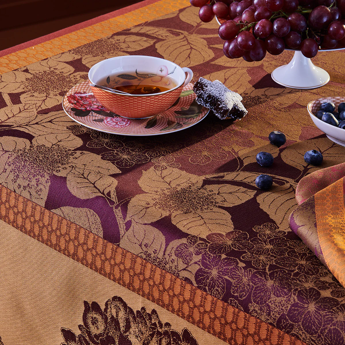 Nappe antitache déperlant pur coton orange 174X254 Garnier Thiebaut