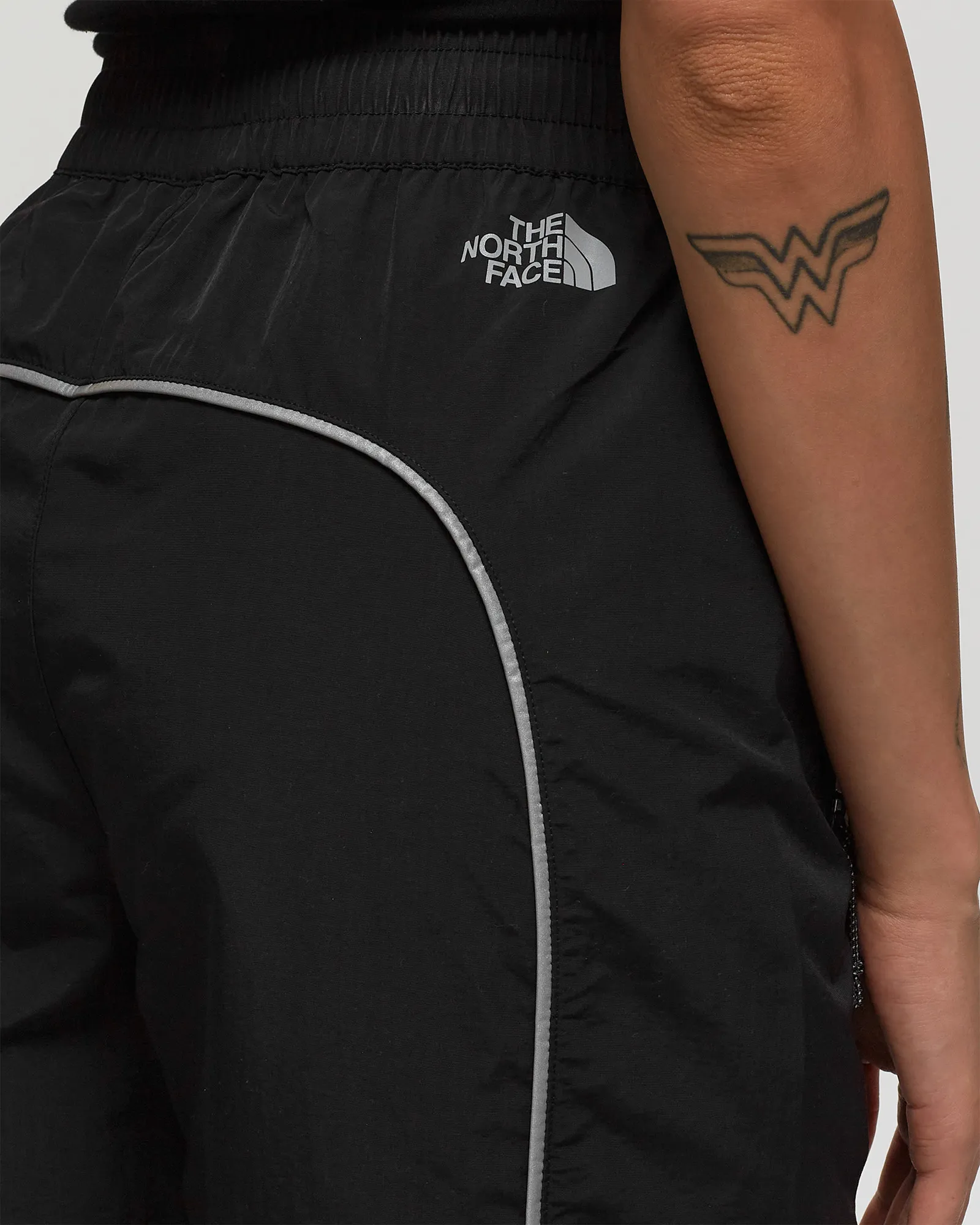 The North Face Women’s Tek Piping Wind Pant