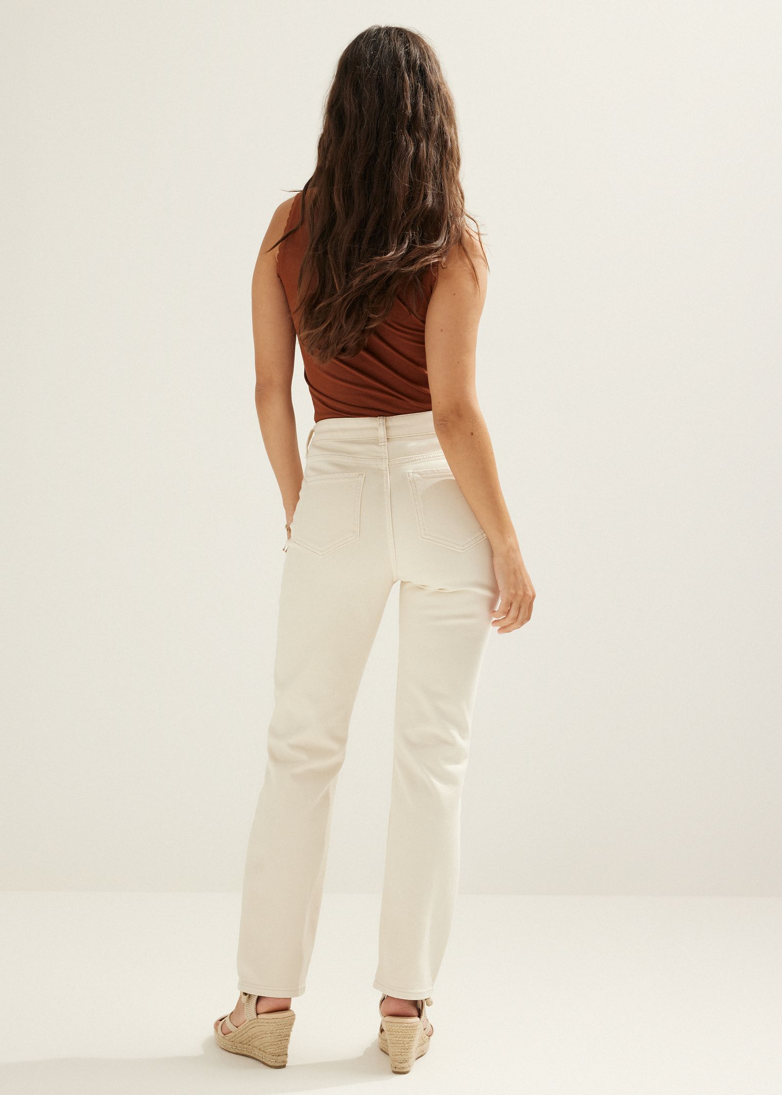 Basic singlet met kant