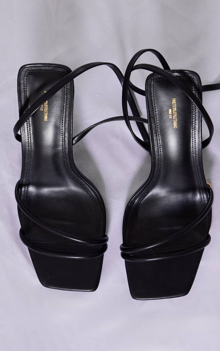 Noir Sandales À Talons En Synthétiquecuir Bout Carré Et Bride Asymétrique