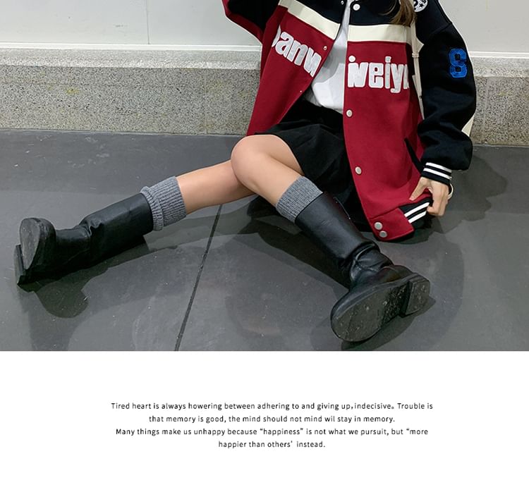 Tzarkozy - Oversized honkbaljack met lange mouwen en geborduurde letters