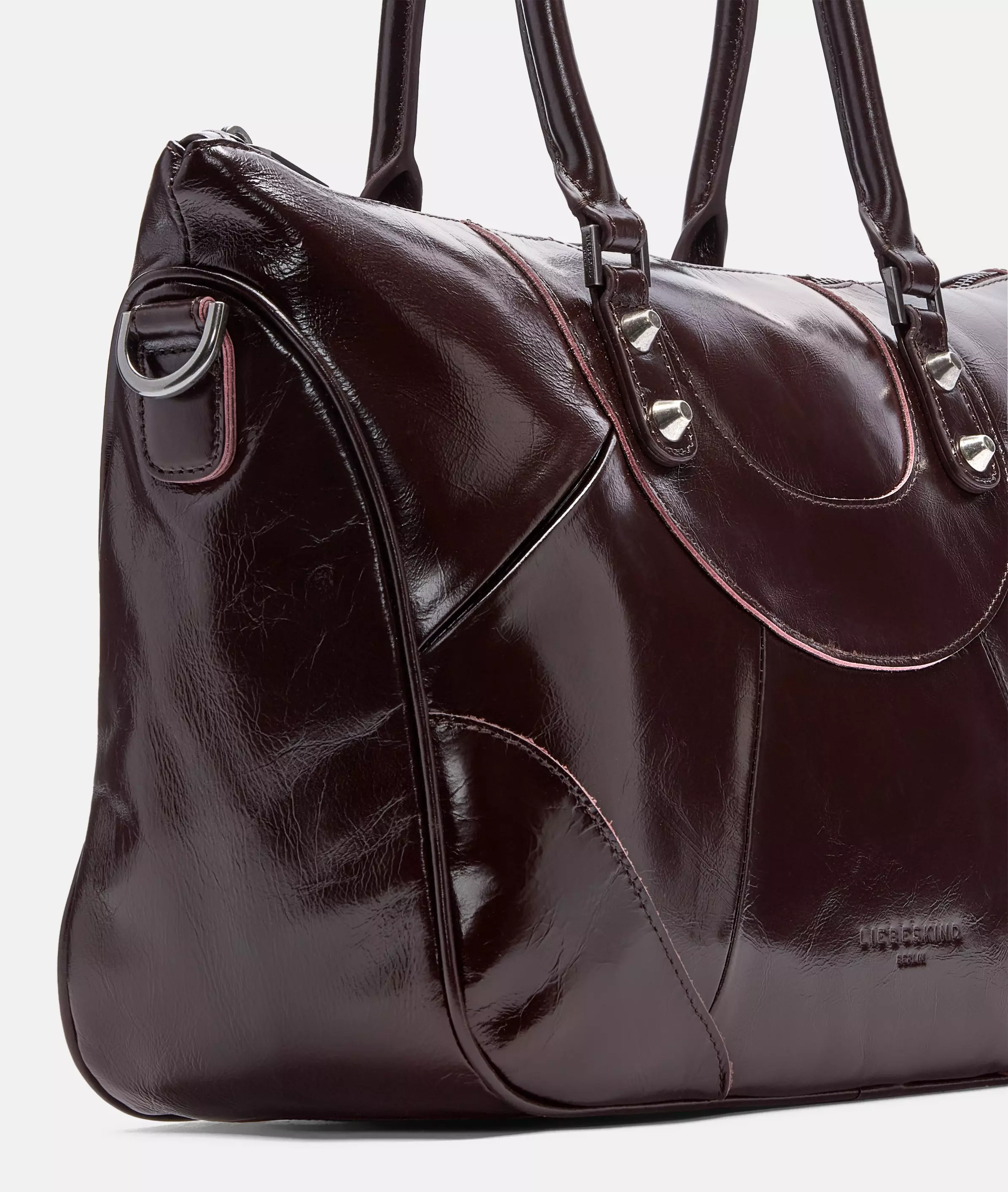 Satchel Spacious bag with glossy finish