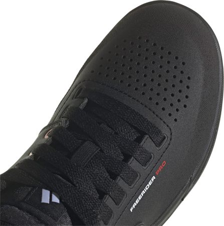 FREERIDER PRO Flatpedalschuh  cblackftwwht  41 13