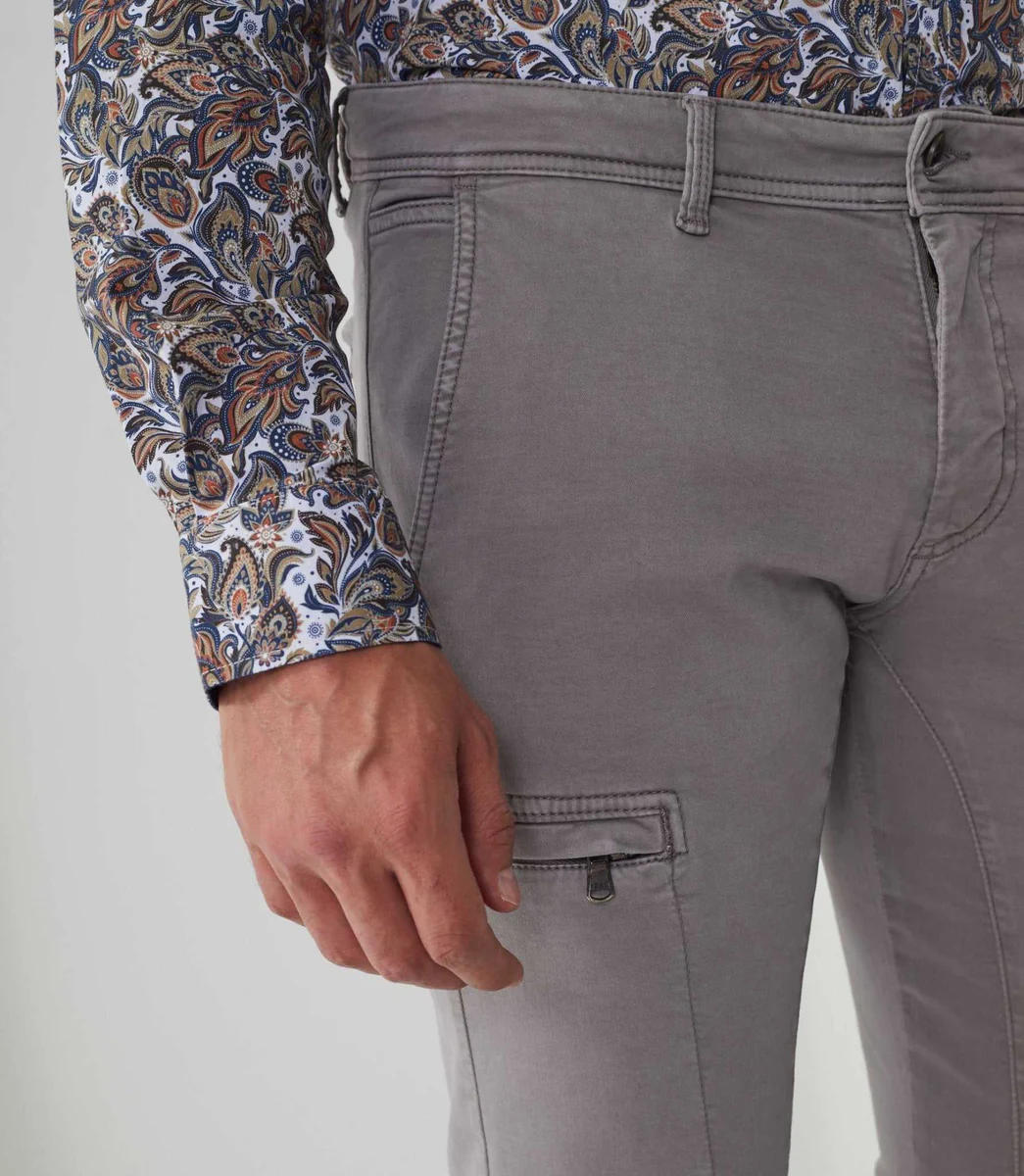 Pantalon casual cargo gris 