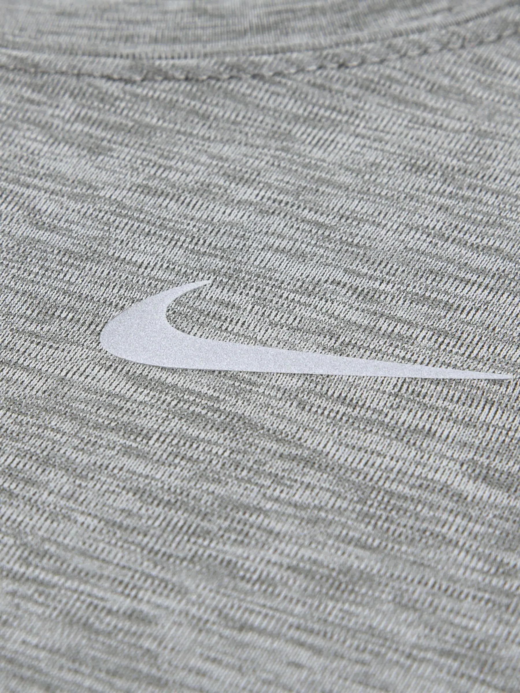 Zwart - Nike DriFIT-set van short en T-shirt voor kleine kinderen