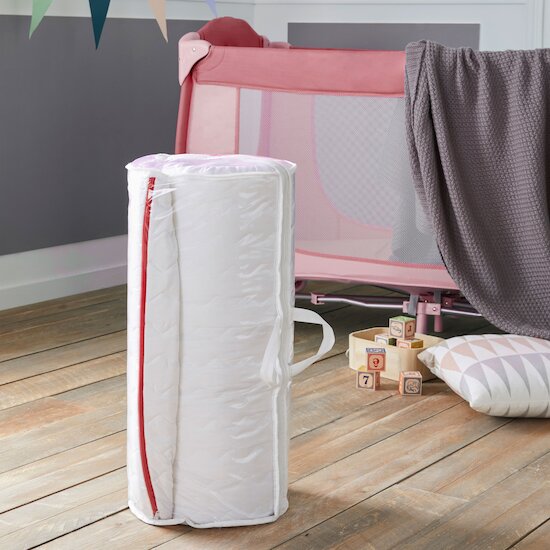 Matelas de voyage roulable   60 x 120 cm   de               P'tit lit