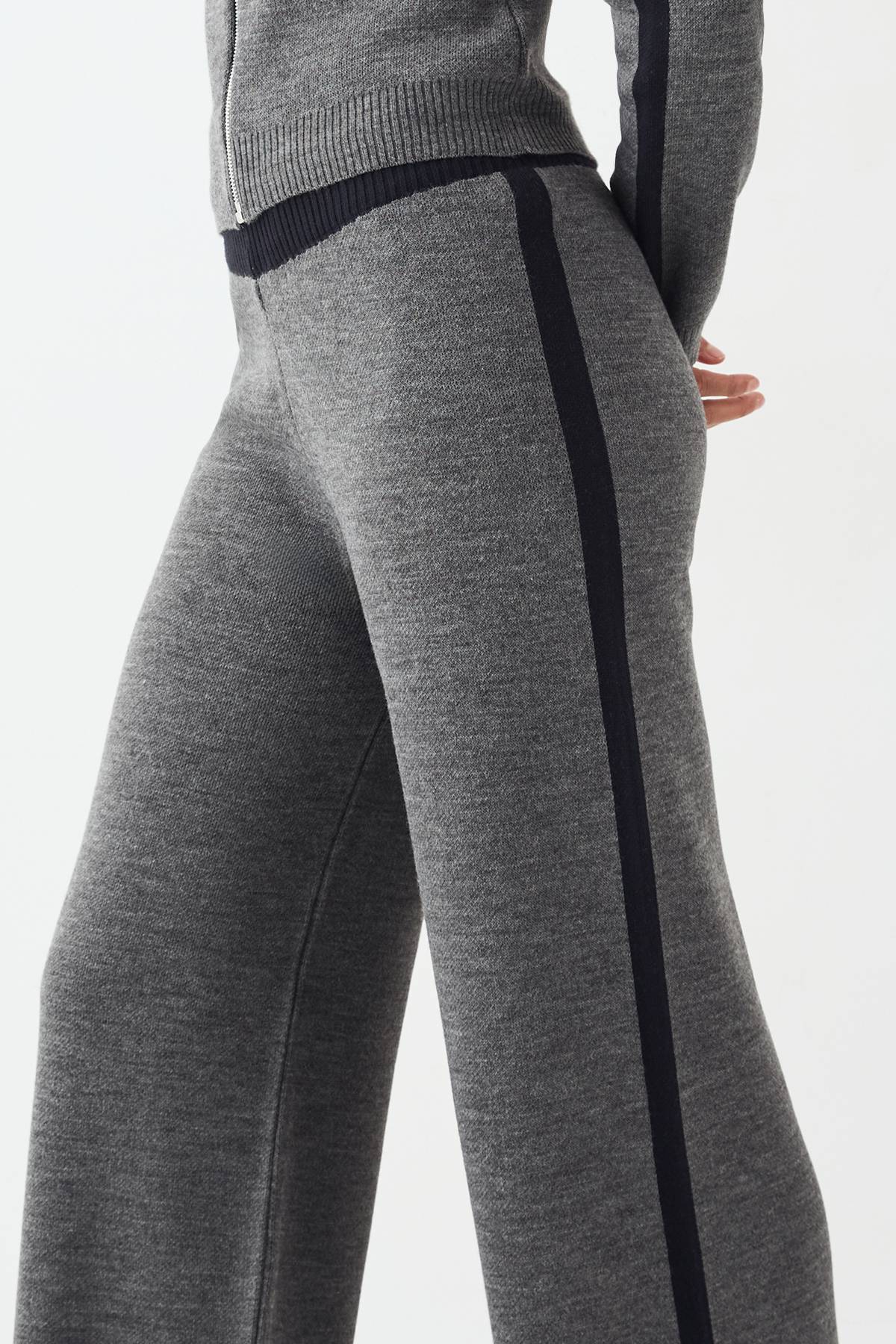 Pantalon Droit à Blocs de Couleur DSGN Studio