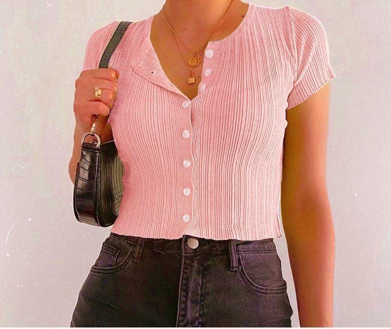 Femme Cradle - Geribbelde crop top met korte mouwen en knoopjes