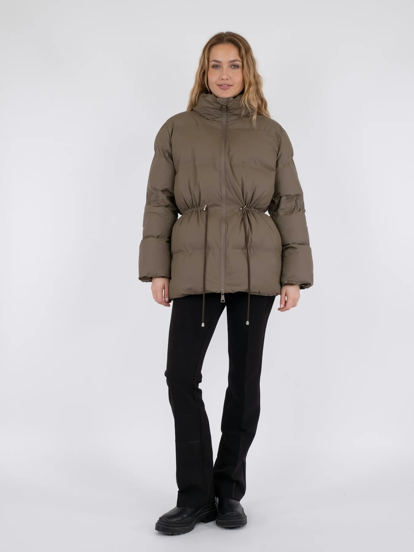Neo Noir Mayra C Puffer Jacket dark taupe