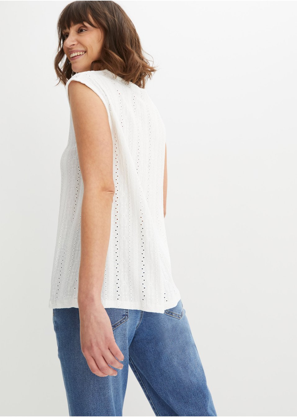 Top à broderie ajourée