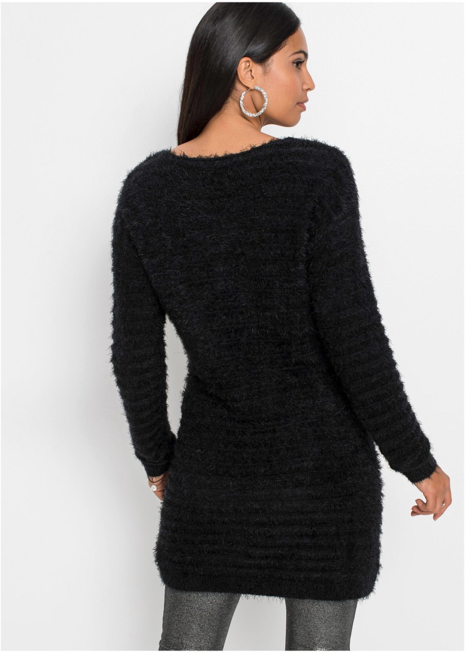 Pull long duveteux