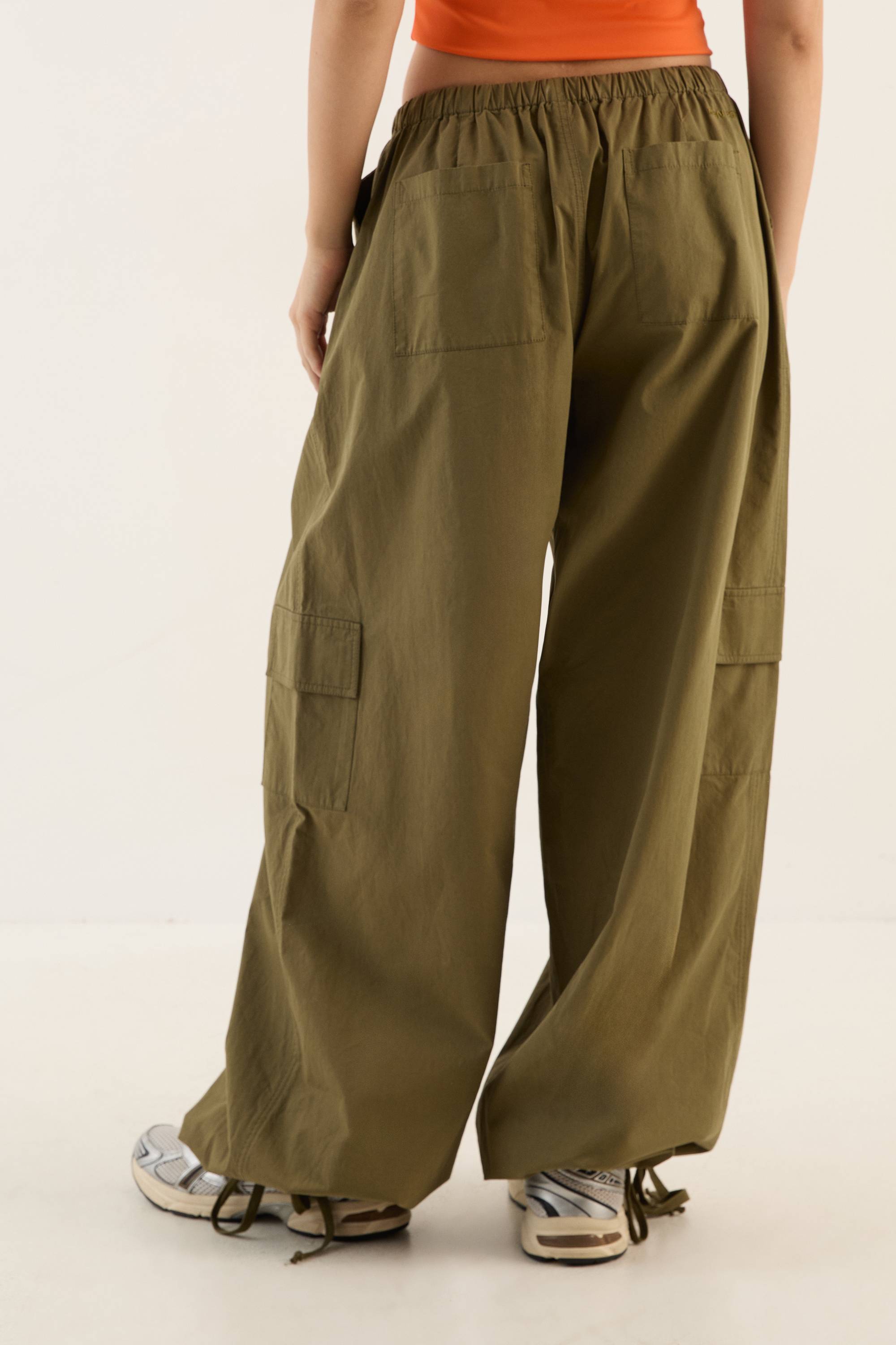 Pantalon Cargo En Sergé Délavé Dsgn Studio