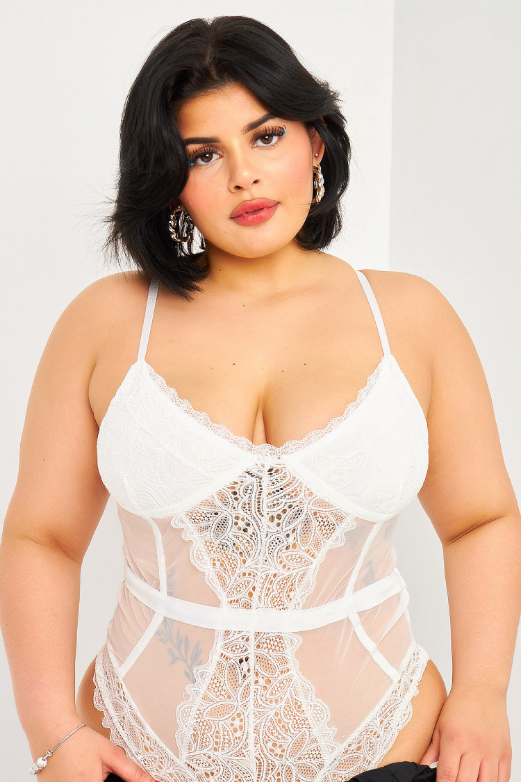 Body blanc en dentelle transparente