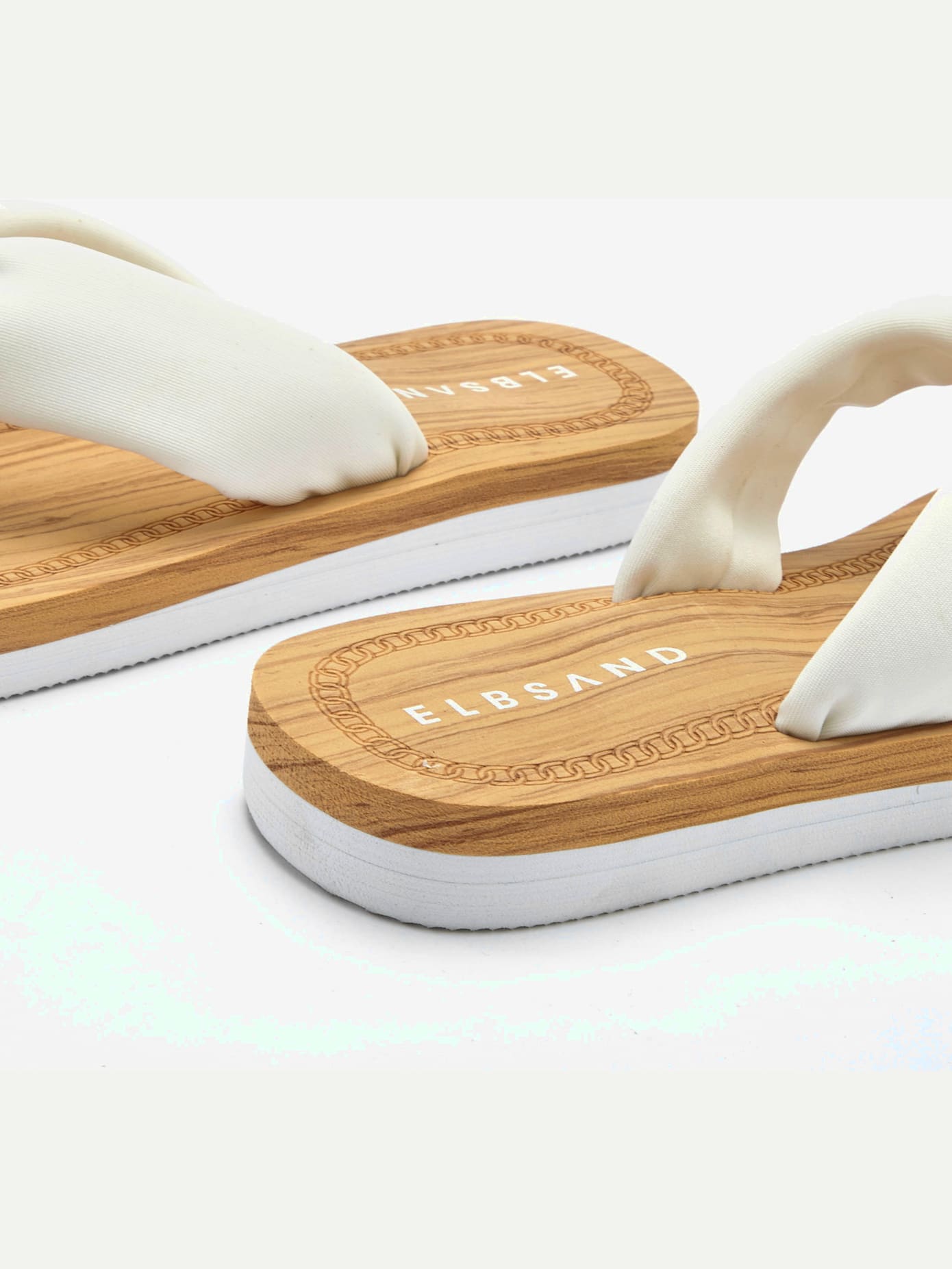Tongs sandales flip-flop en matière imperméable