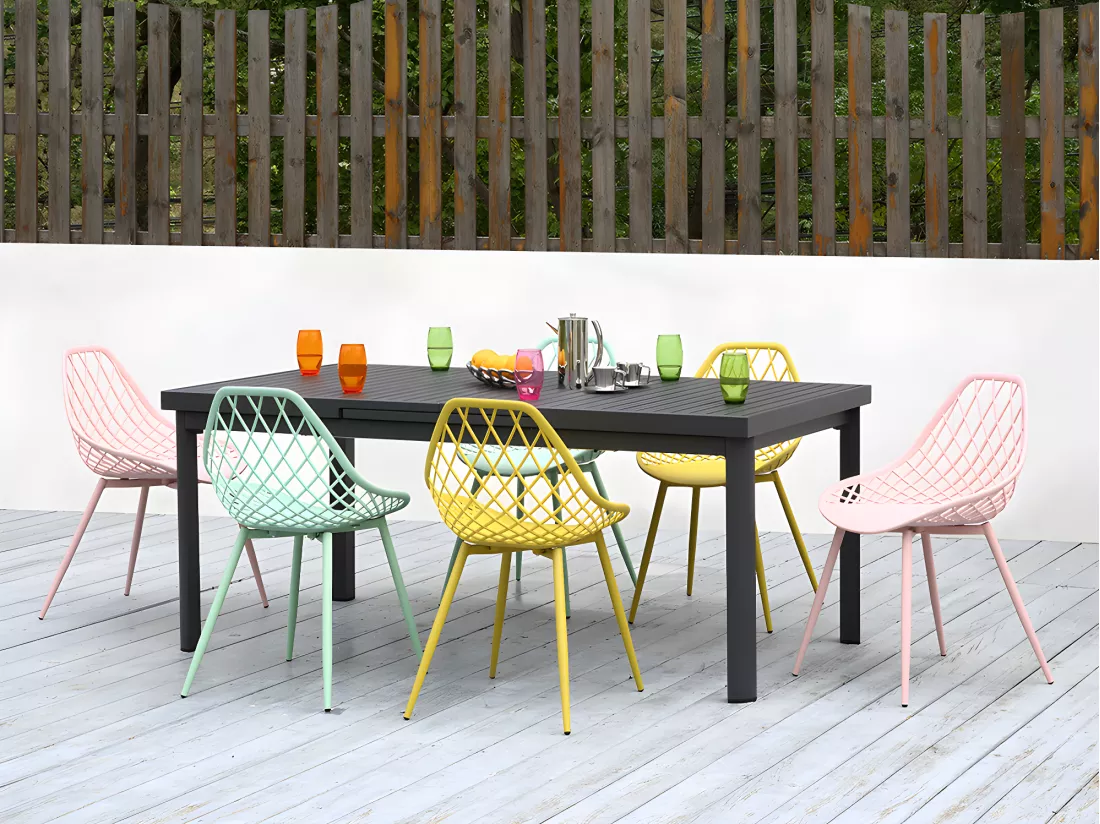 Lot de 2 chaises de jardin en polypropylène avec pieds en métal - Jaune moutarde - MALAGA de MYLIA