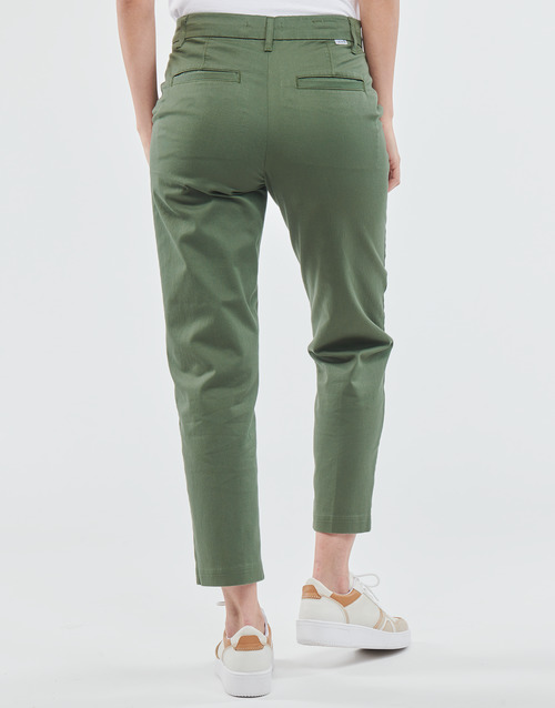 Levi's - ESSENTIAL CHINO Kaki