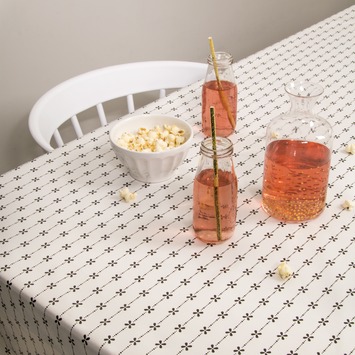 Tafelzeil vintage zwart en wit per centimeter