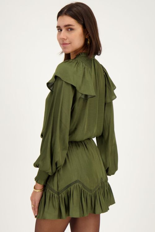 Groene blouse met ruffles satijnen look