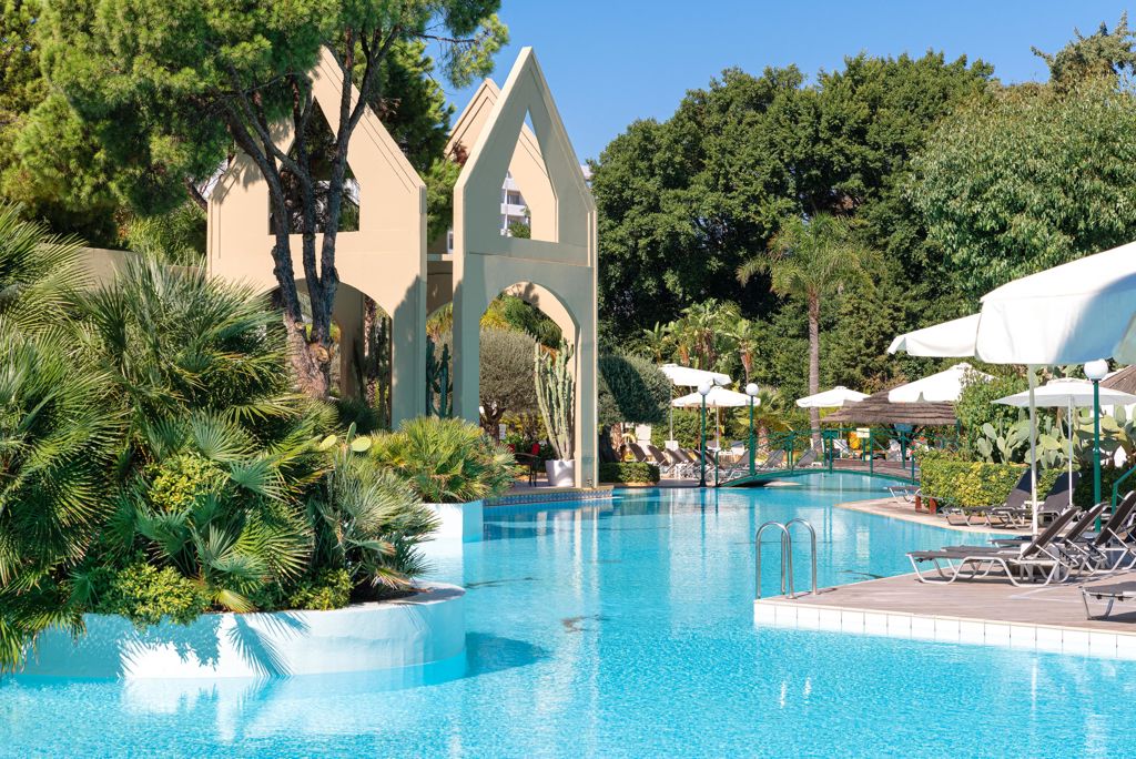 Dionysos Hotel Logies en ontbijt - Hotel