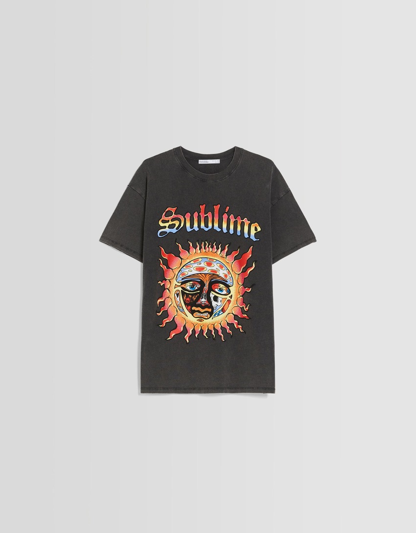 Camiseta de manga curta com estampa Sublime