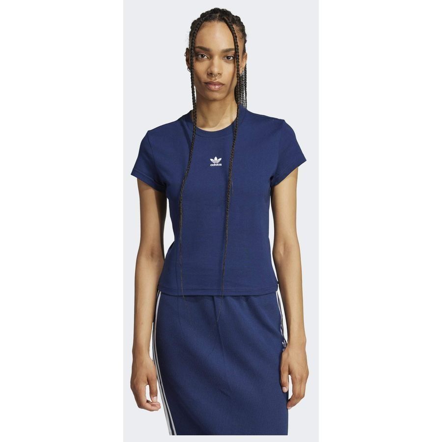 Adidas Original T-shirt slim Essentials