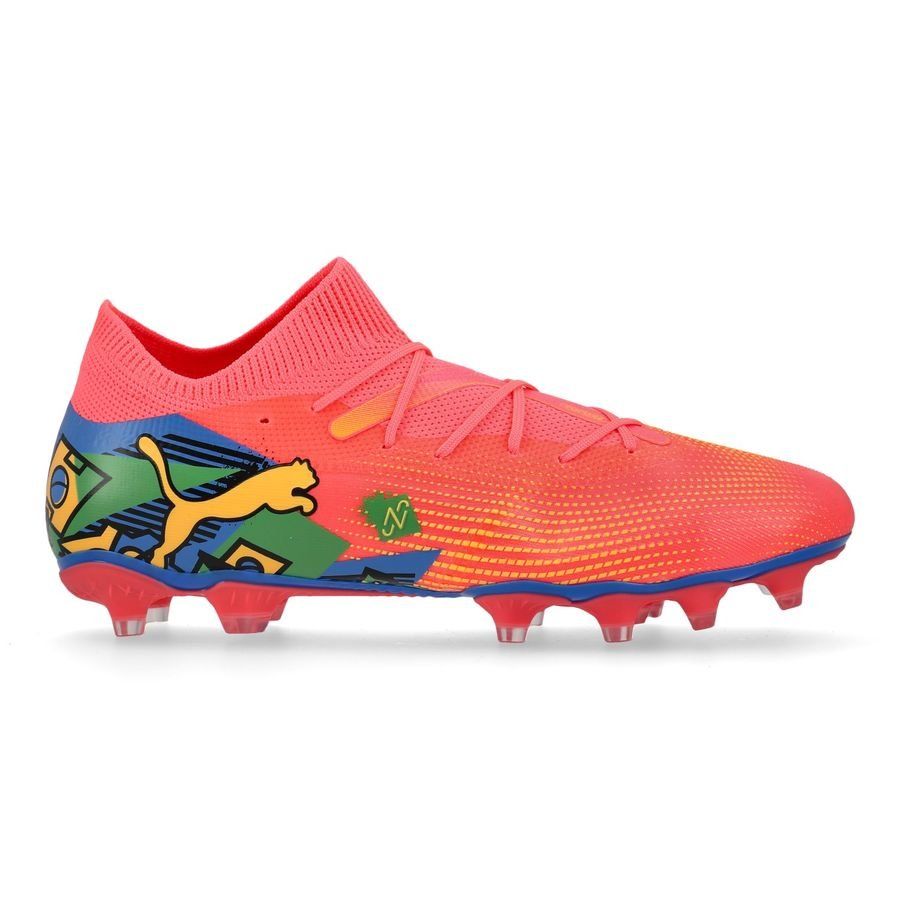 PUMA Future 7 Match FG/AG NJR Copa - Crépuscule/Noir/Sun Stream/PUMA Green/Bleu ÉDITION LIMITÉE